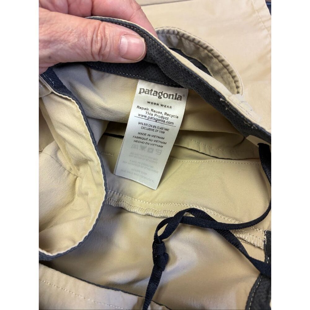 Patagonia Quandary Shorts 12” in El Cap Khaki Size 32 - Picture 11 of 11